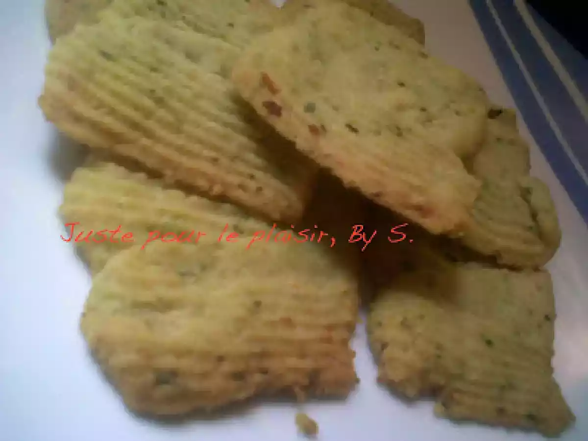 DES SPRITZ SALÉ. - photo 2