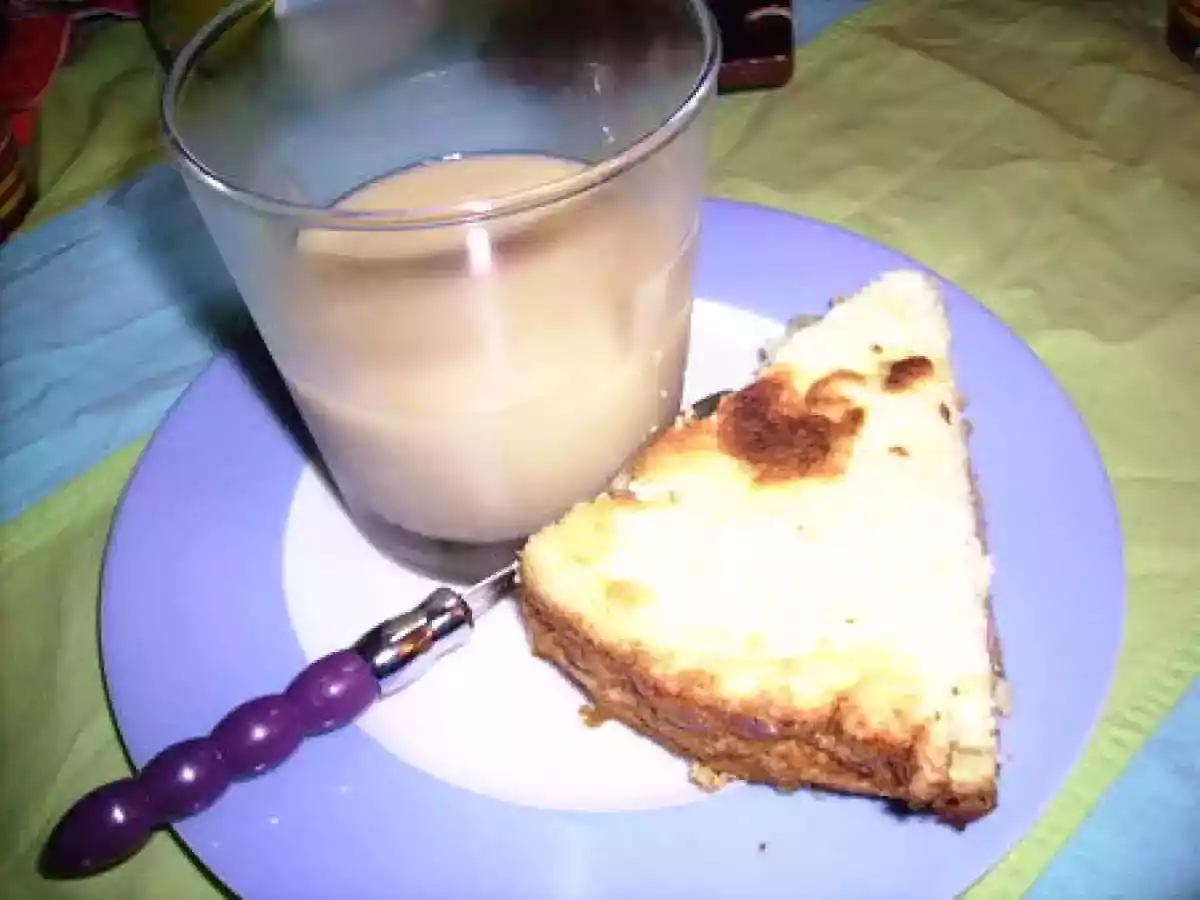 Dessert en souvenir de la Martinique : blanc manger-coco et gateau à l'ananas