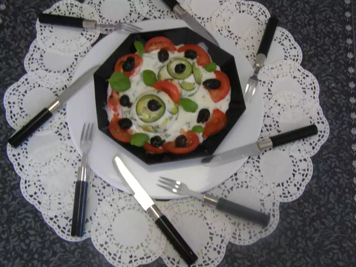 Dômes de courgettes au fromage de chèvre frais et saumon fumé.