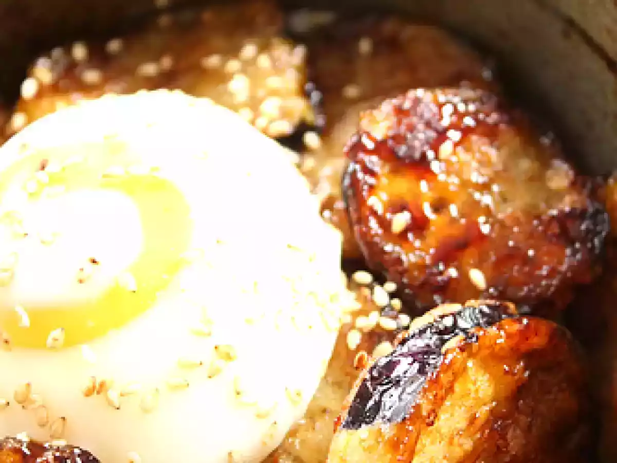 Donburi d'aubergine fondante caramélisée