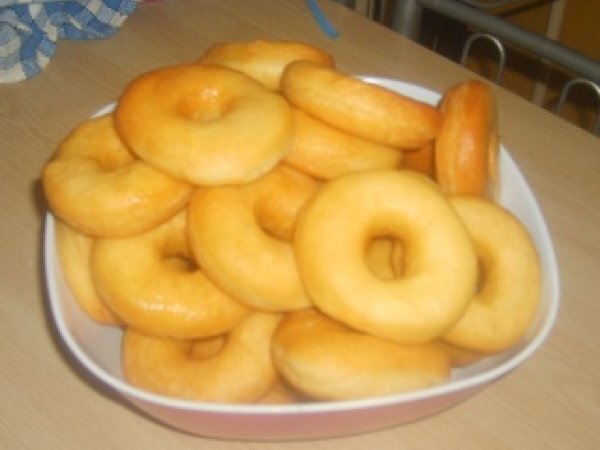 Donuts Au Chocolat Et Gateau Pet Shop Recette Ptitchef