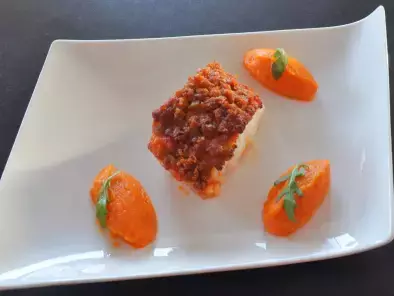 Dos de cabillaud crumble de chorizo, purée de carottes-safran