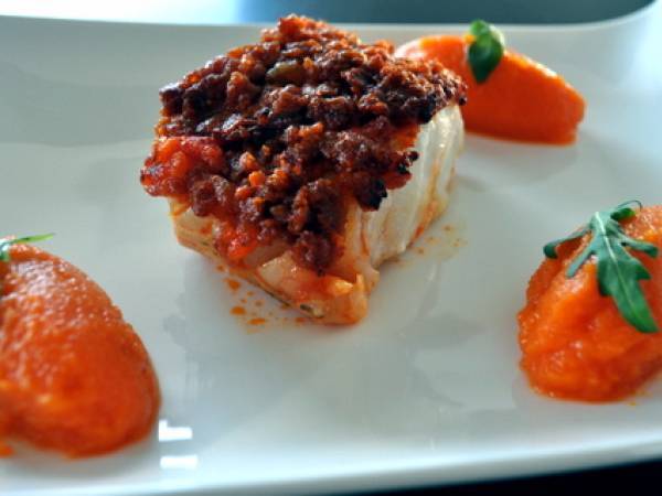 Dos De Cabillaud Crumble De Chorizo Puree De Carottes Safran