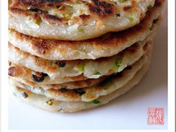 Du salé au petit déjeuner (crêpes chinoises à la ciboule)