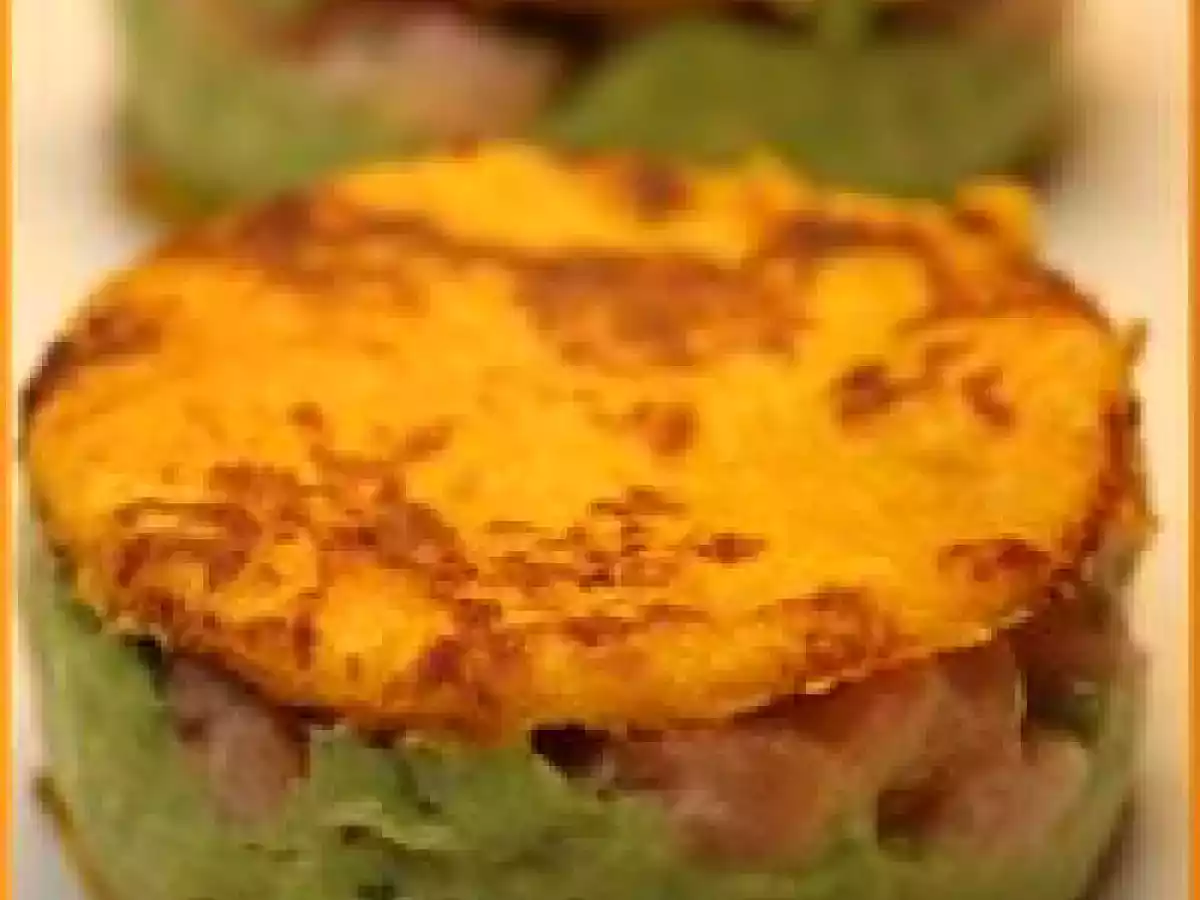 Duo de blinis au potiron, et son écrasé d'avocat aux éclats de saumon