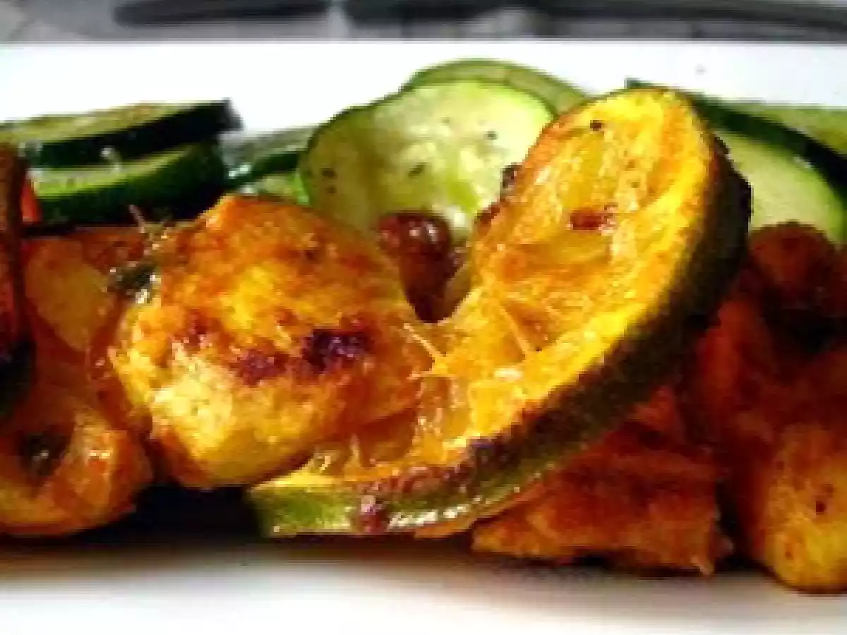 Duo de brochettes de poulet mariné aux épices et au citron vert