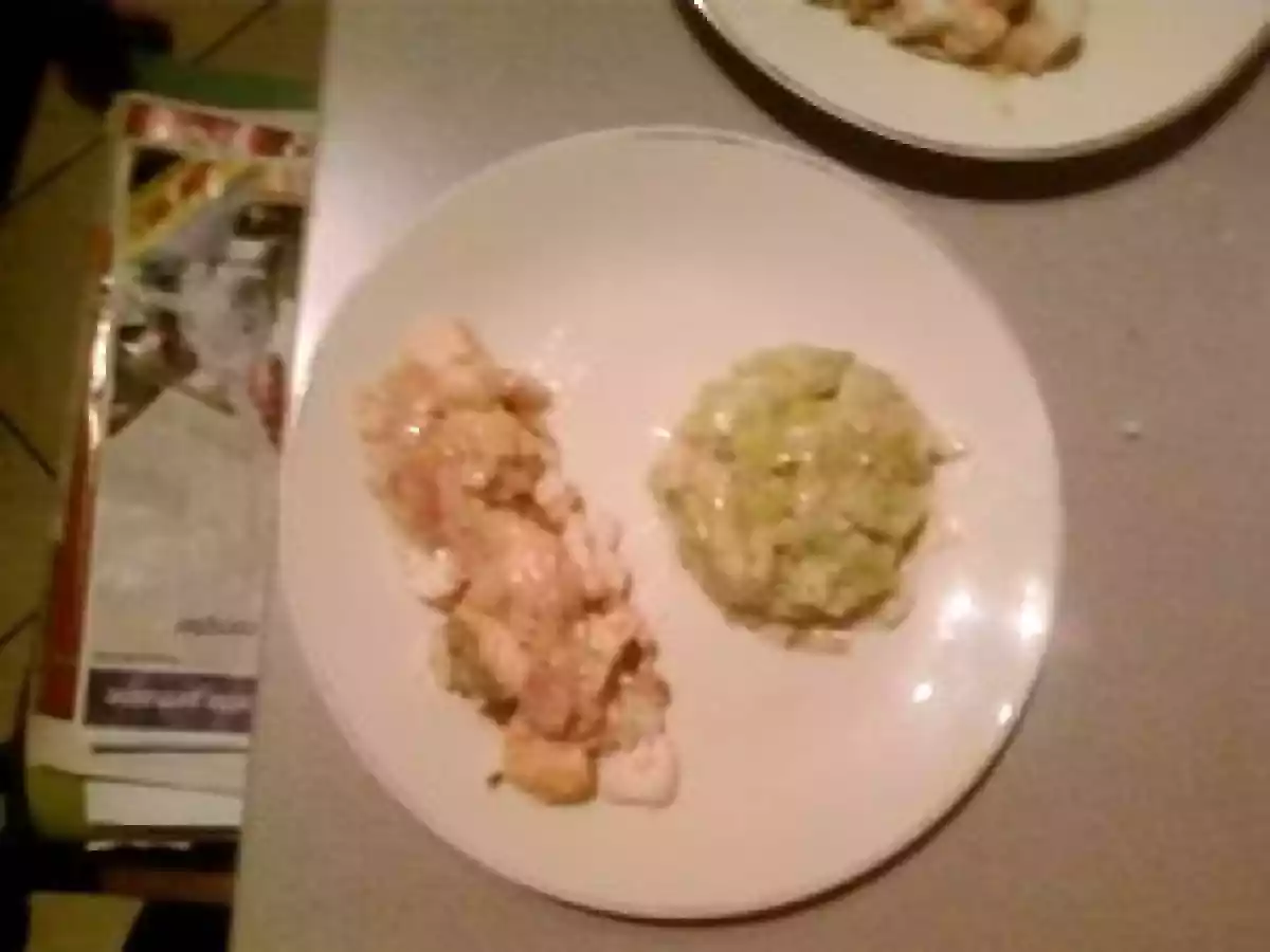 Duo de poissons (saumon et dos de cabillaud) avec sa fondue de poireaux