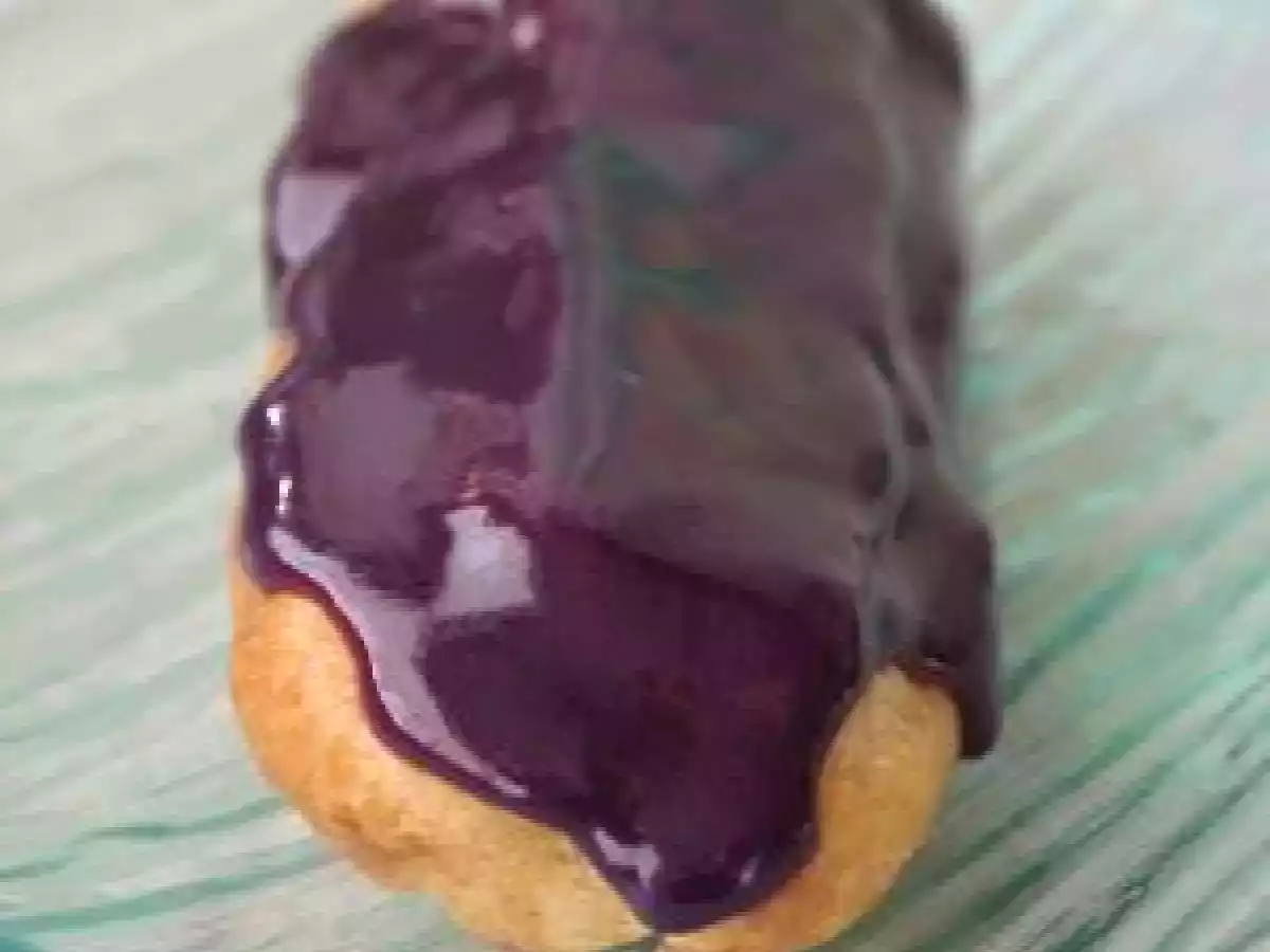 Eclairs à la violette