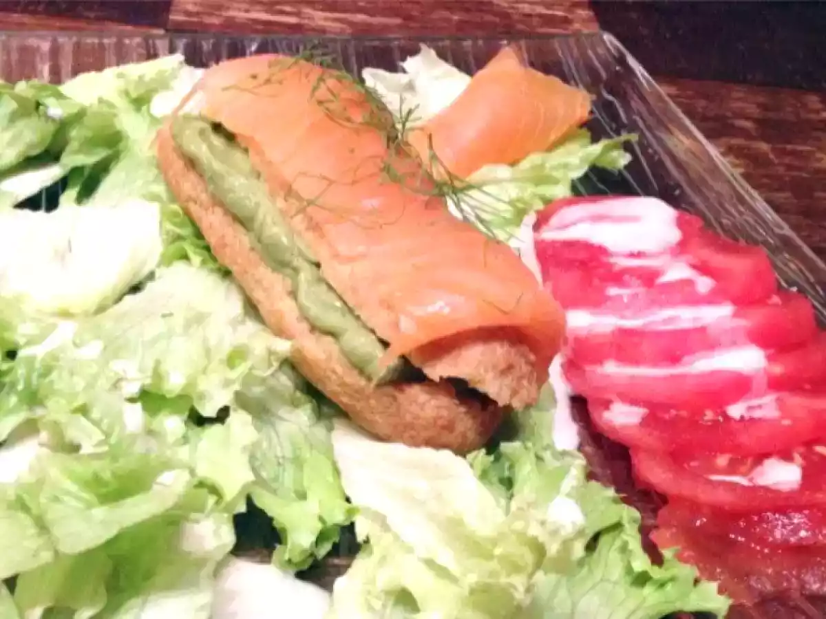 Eclairs au saumon et à l’avocat