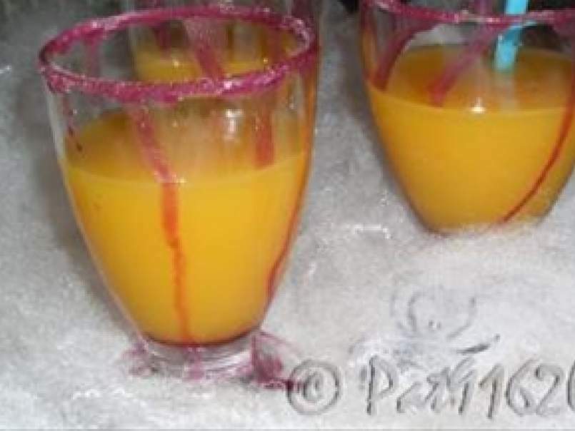 Elixir d'Amour, doigts de pieds, tomate à la bouillie de lézard et main glacée. - photo 2