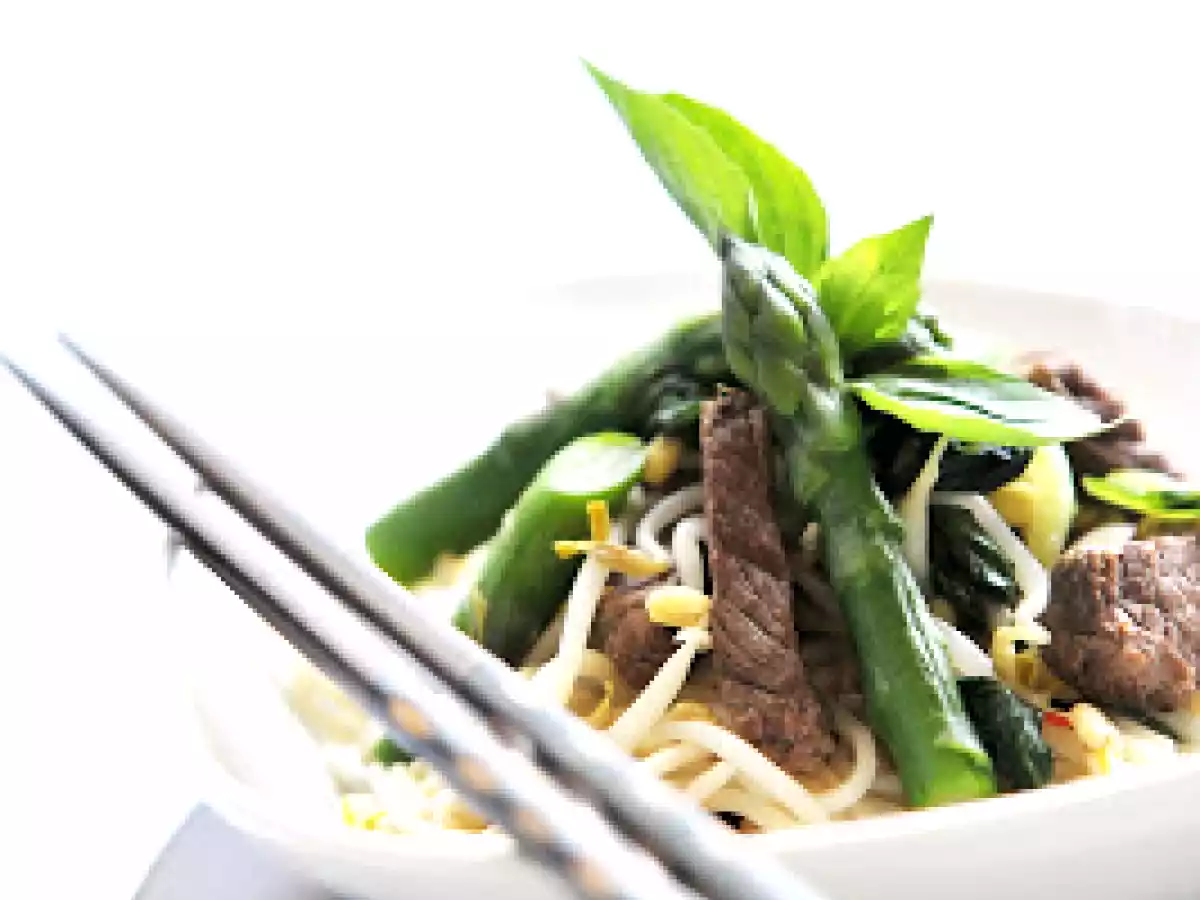Émincé de boeuf au basilic thaï et asperges vertes - photo 2