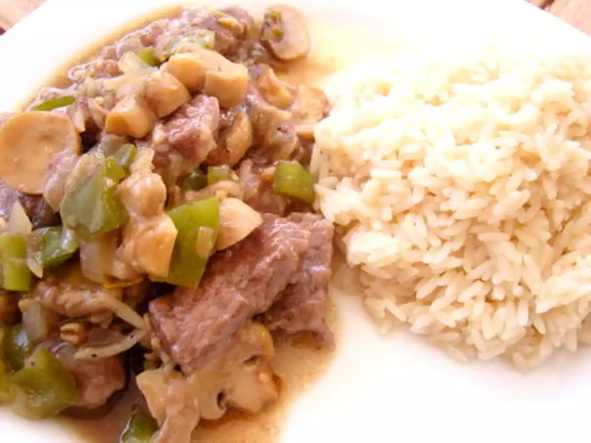 Emincé de boeuf aux pousses de soja