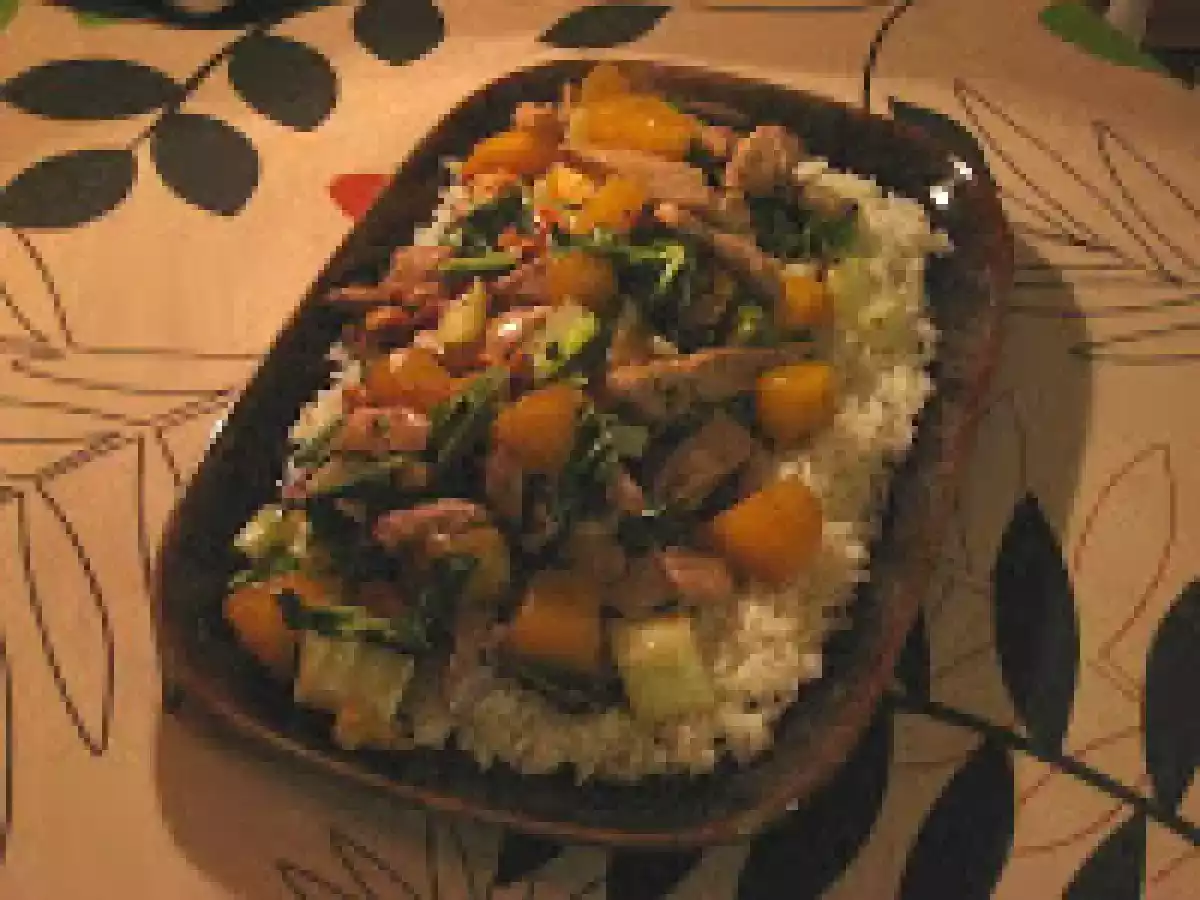 Émincé de porc à la citrouille, au pak-choï et aux noix de cajou - photo 2