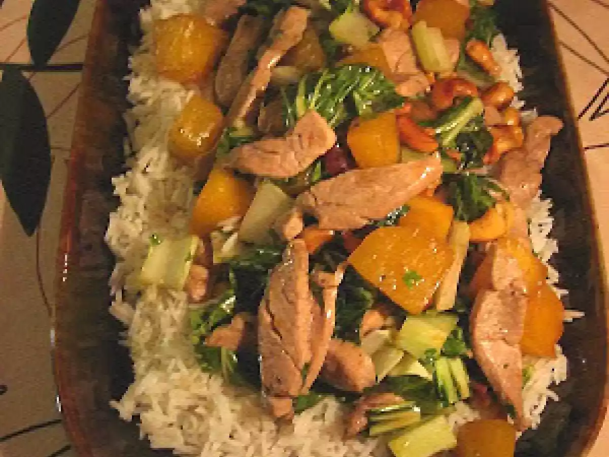 Émincé de porc à la citrouille, au pak-choï et aux noix de cajou - photo 3