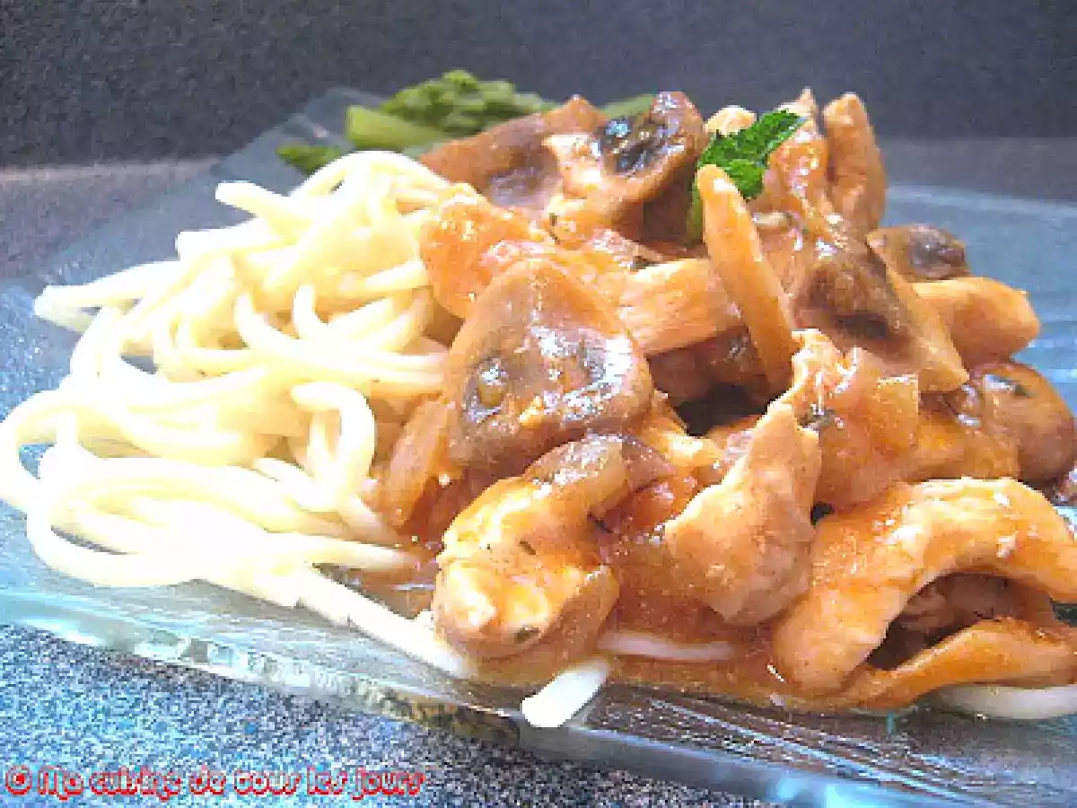 Émincé de poulet façon stroganoff