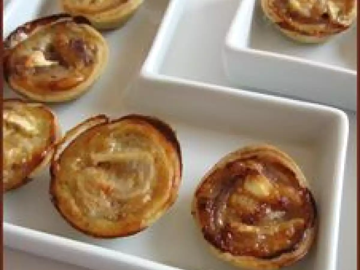 En apéritif, en entrée ou en plat, des tartelettes oignons