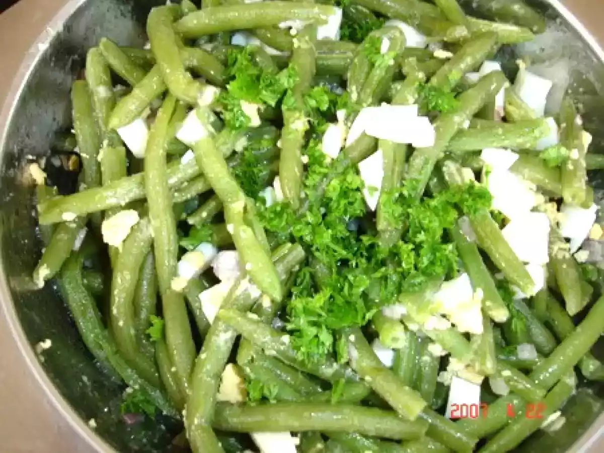 Endives à la sauce aux kiwis, asperges, et haricots - photo 5