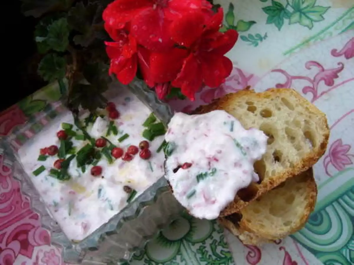 Entrée ou dip « light » : crème de radis roses - photo 2