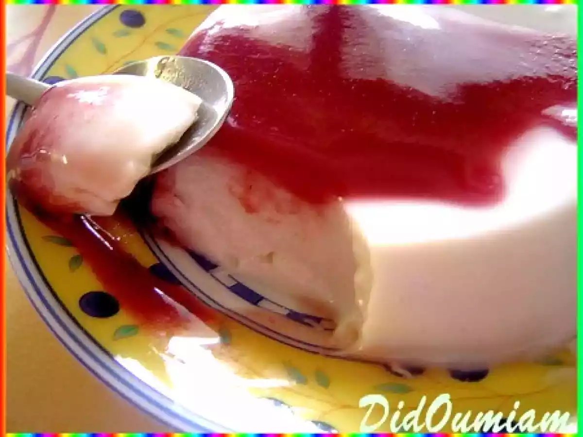 Entremet léger à la noix de coco et son coulis de framboise - photo 2