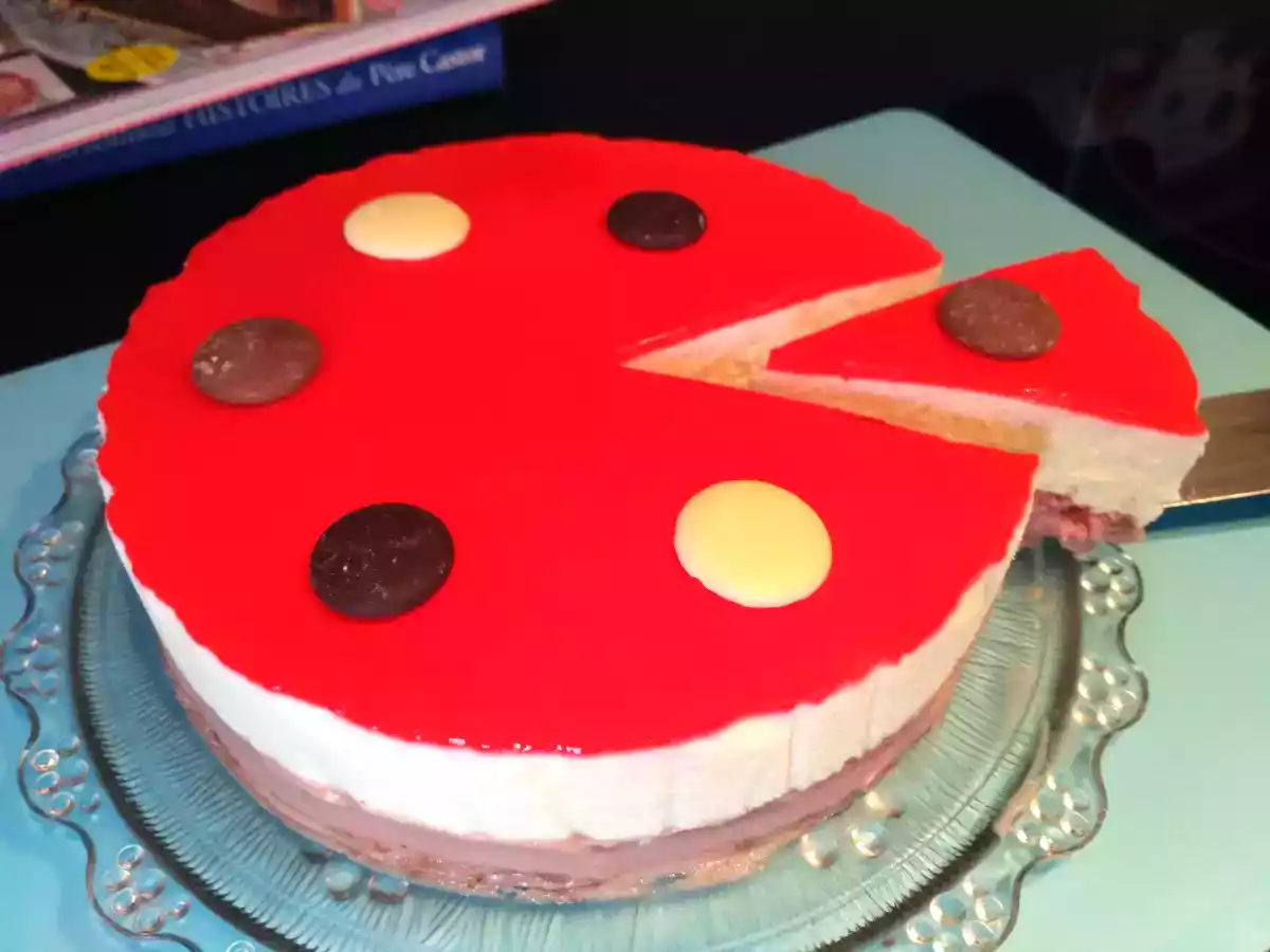 Entremet mousse coco et crémeux à la fraise / Fête des Mères - photo 3