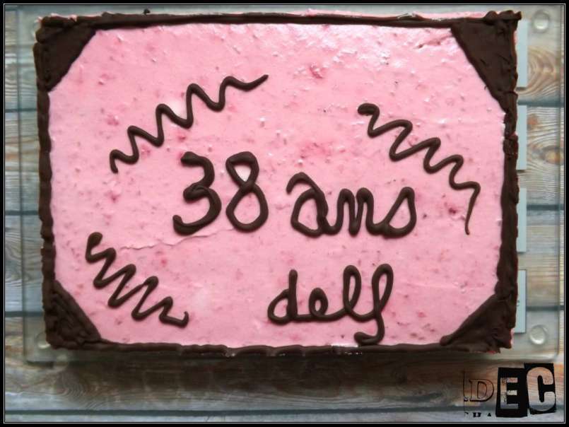 Entremet Mousse de Framboises sur fond de gâteau au chocolat mascarpone