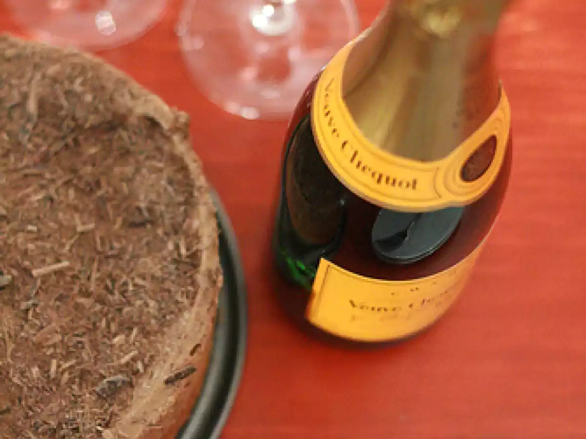 Entremet noisette & chocolat pour une occasion spéciale...