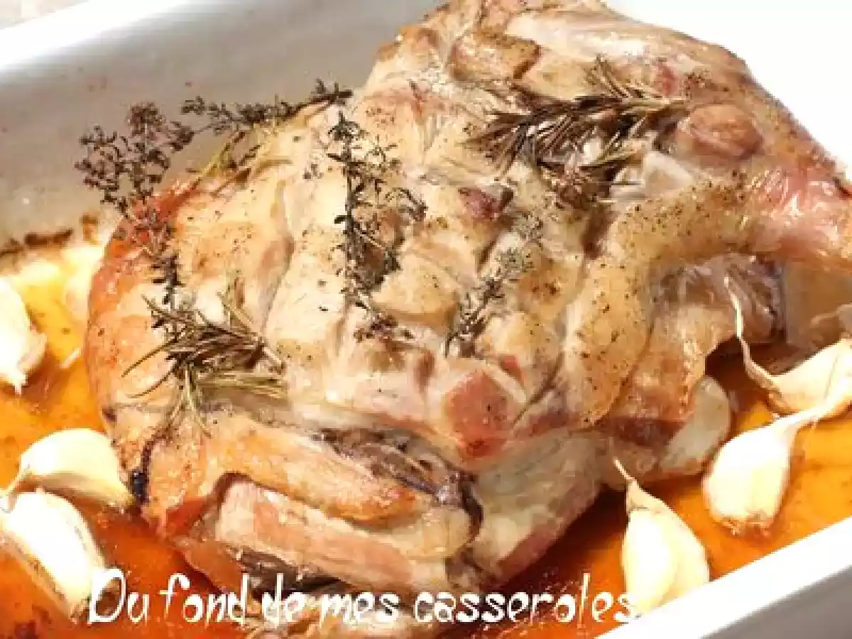 Epaule d'agneau confite aux herbes