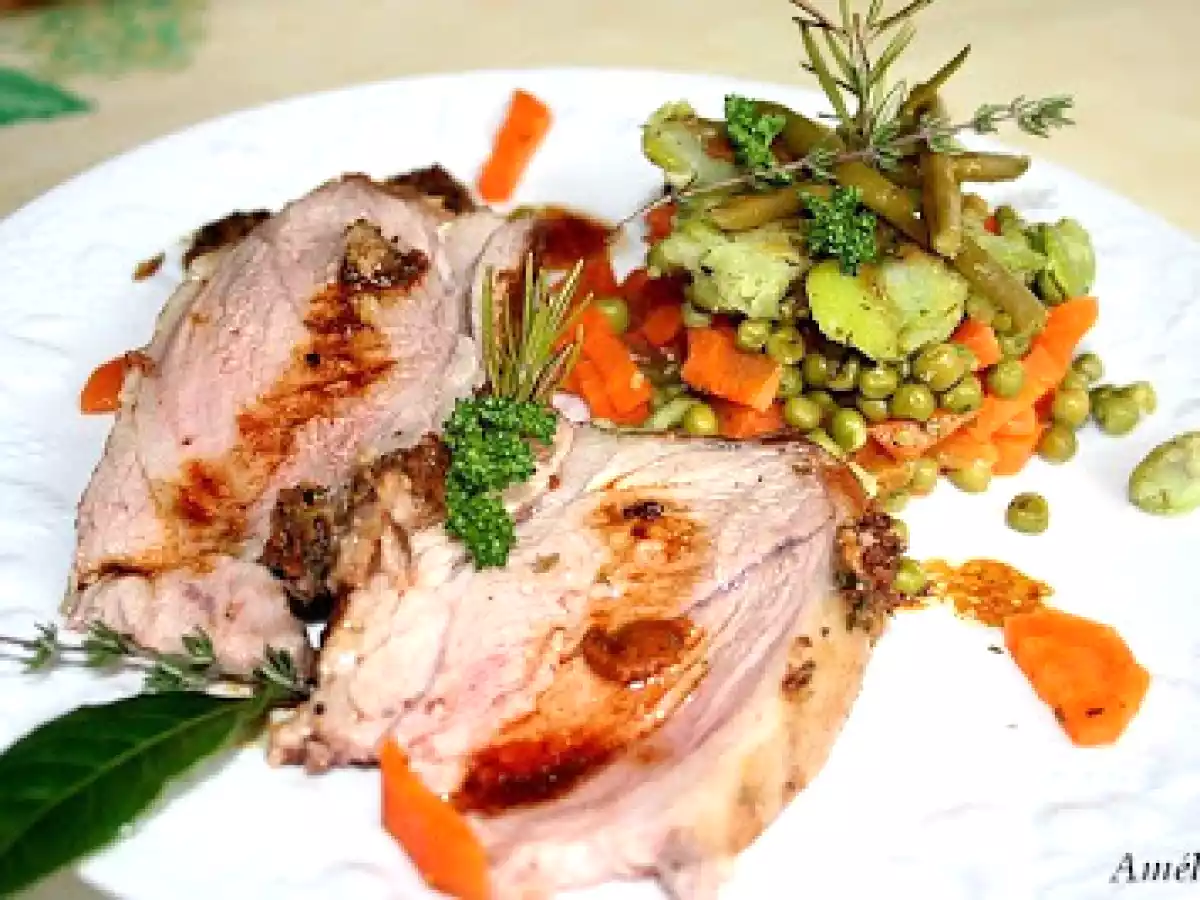 EPAULE D?AGNEAU EN CROUTE D?HERBES