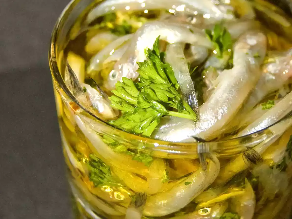 Eperlans à l'huile (ndagalas).