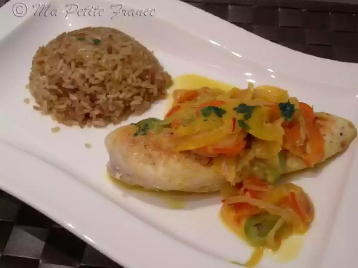 Escalopes de Poulet Grillé au Safran et Légumes du Soleil