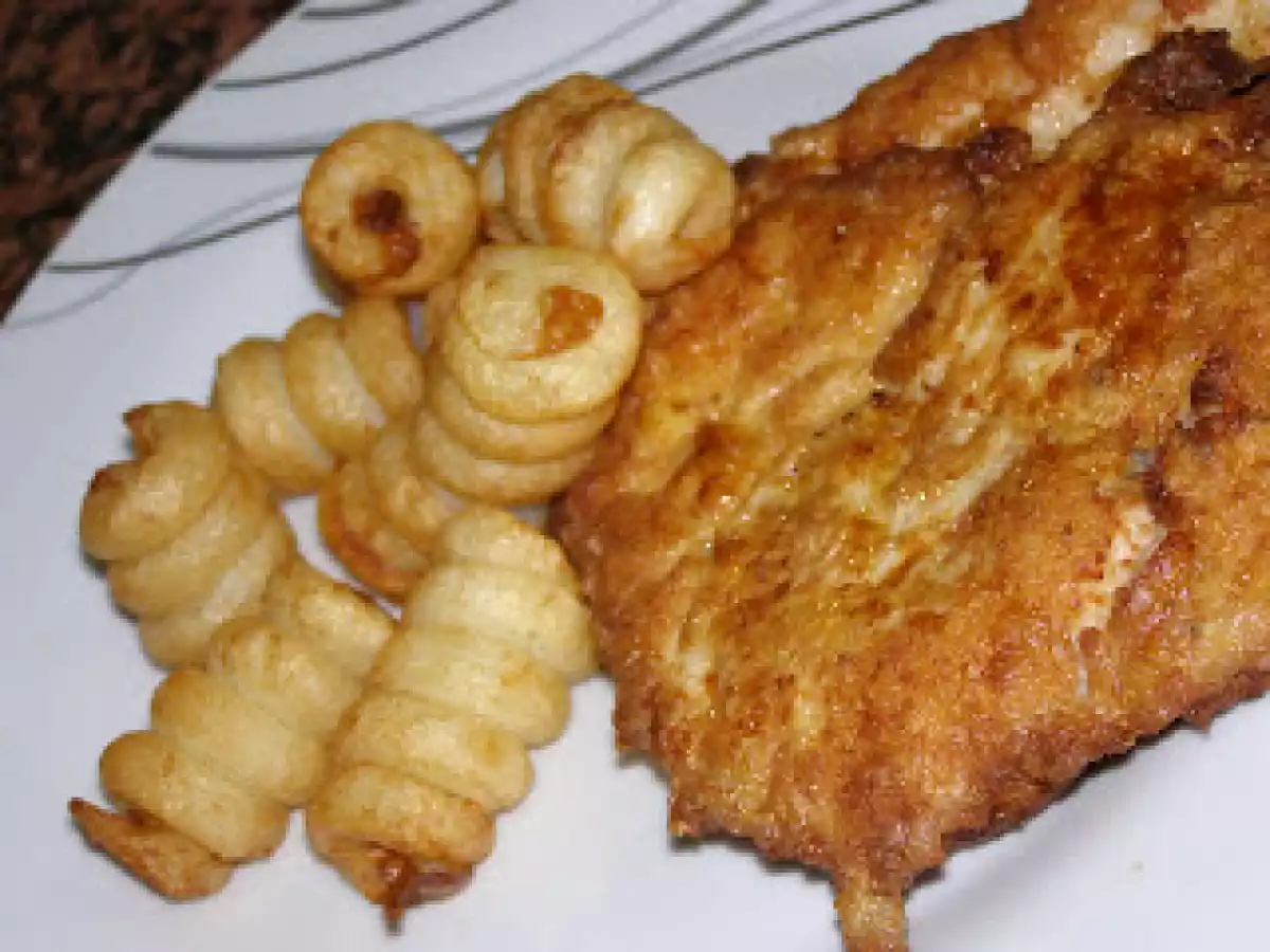 Escalopes panées et frites torsadées rigolotes.