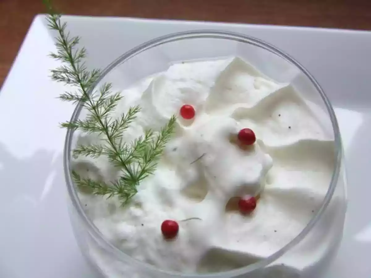 Espuma d'asperge au sel viking (verrine)