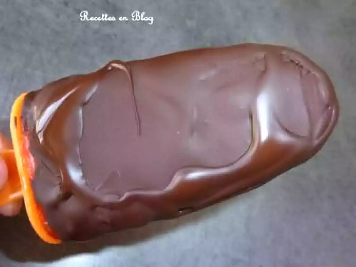 ESQUIMAUX GLACES A LA FRAISE ET AU CHOCOLAT NOIR - photo 2