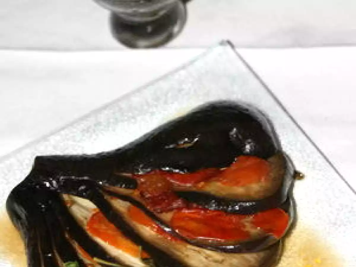 EVENTAIL D'AUBERGINE SORBET D'OLIVES NOIRES