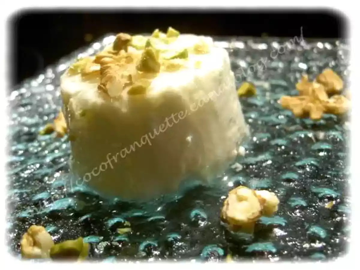 Faisselle au miel et aux noix