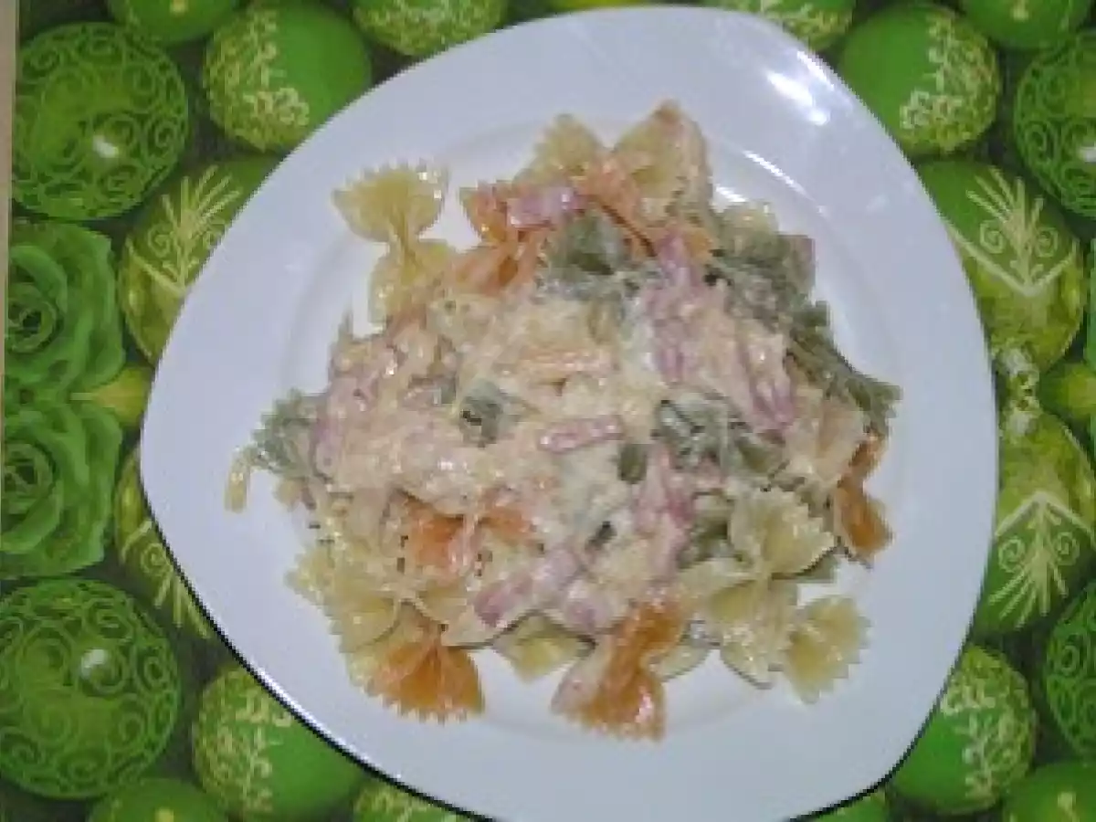 Farfalle aux poireaux et lardons