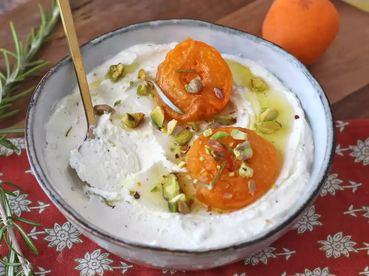 Feta fouettée et abricots rôtis, la tartinade parfaite pour l'apéro ! - photo 5