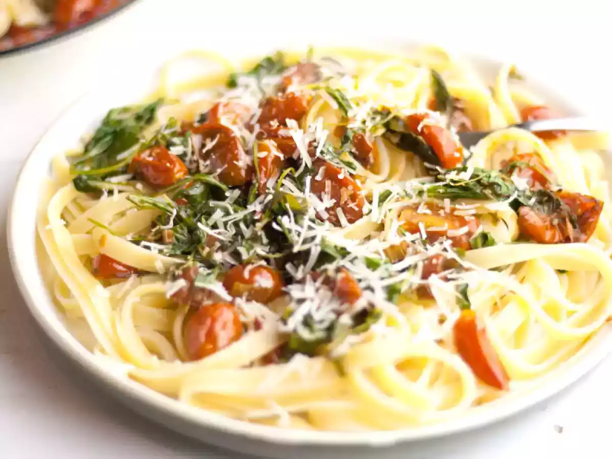Fettuccine aux tomates cerises