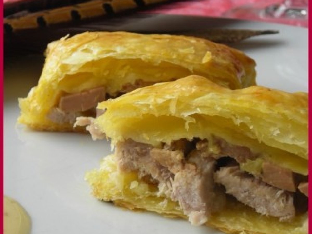 Feuilleté de faisan au foie gras et sa sauce truffée Recette Ptitchef