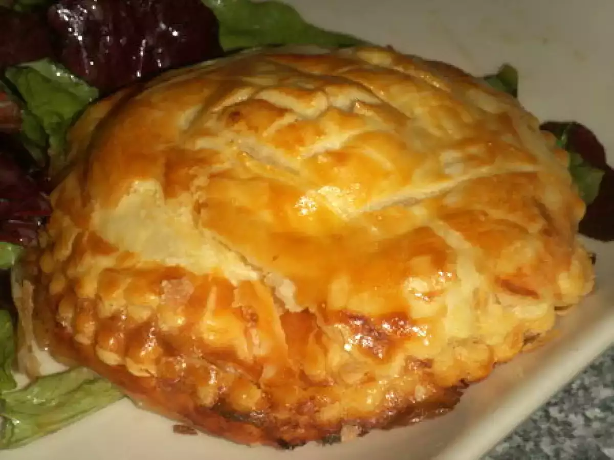 FEUILLETE DE SAINT-JACQUES AUX POIVRONS