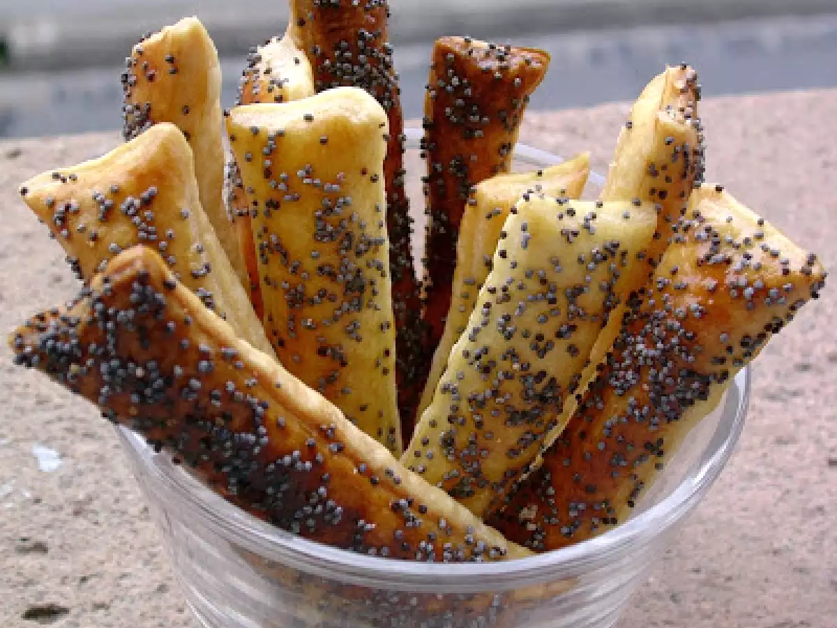 Feuilletés apéritifs au parmesan et au pavot - photo 2