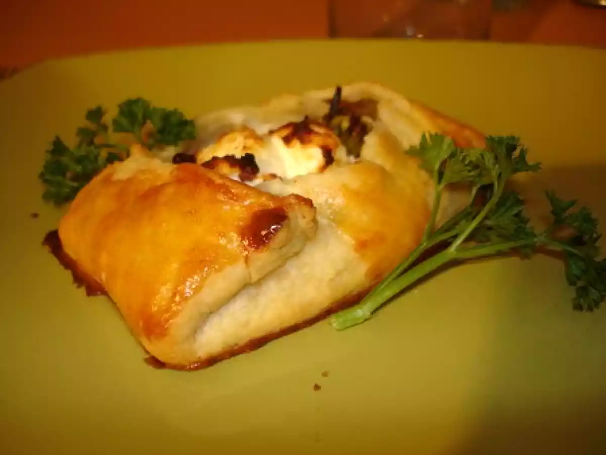 Feuilletés asperges des bois lardons chèvre - photo 3