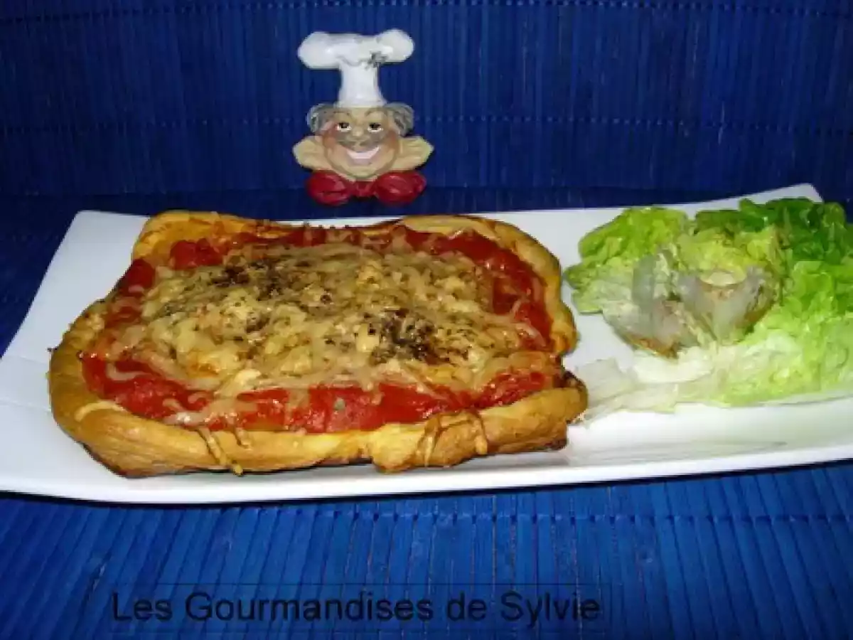 Feuilletés au Jambon et au Gruyère râpé façon Pizza