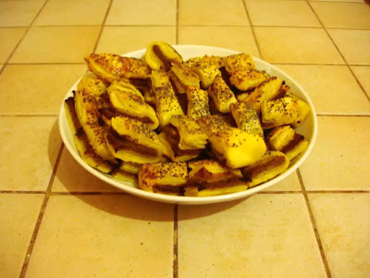 Feuilletés au thon et au curry