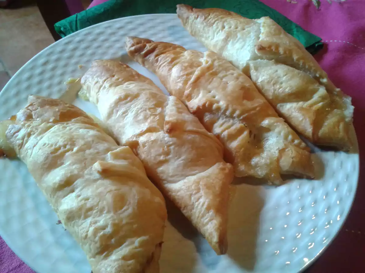 Feuilletés salés à la ricotta et jambon cru