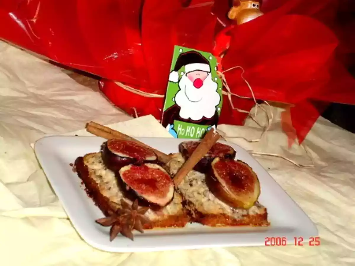 Figues au pain d'épices et boursin aux figues et noix