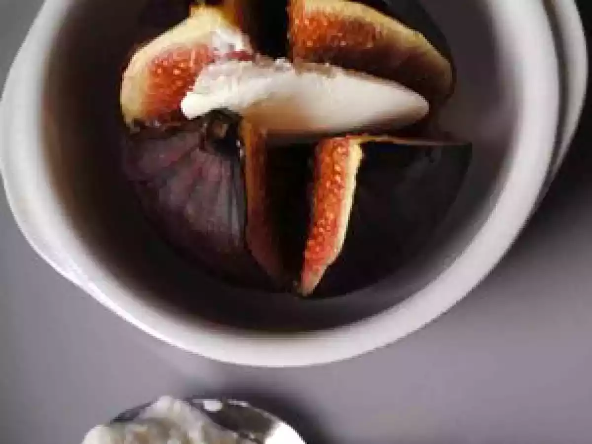 Figues rôties au miel et ricotta