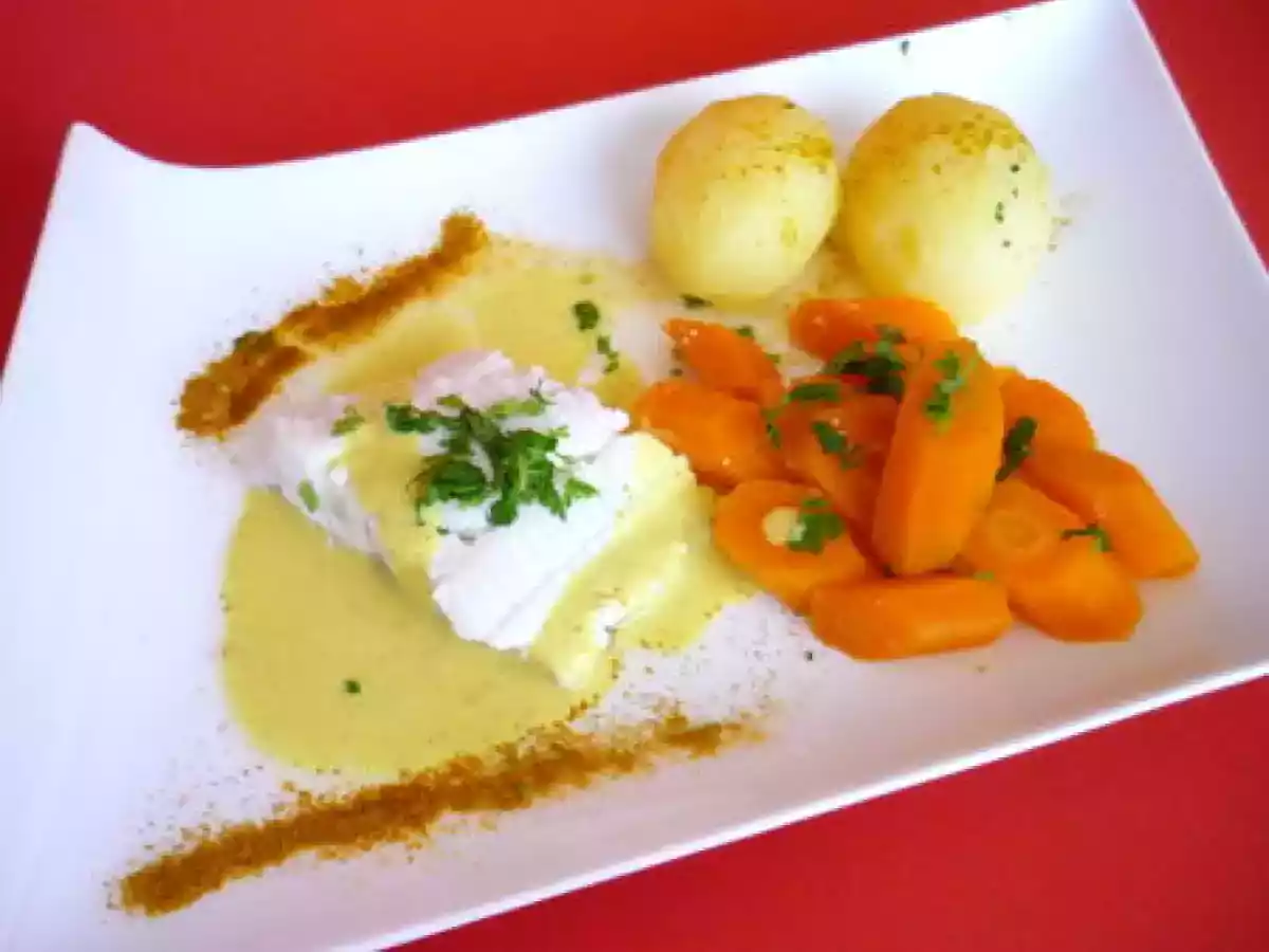 FILET D'EMPEREUR AUX CAROTTES ET CREME AU CURRY