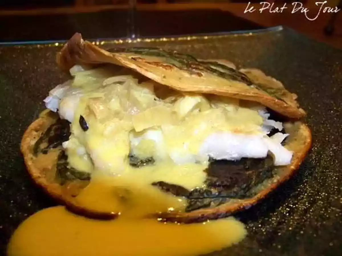 Filet de cabillaud sur blinis d'épinards, sauce curry - photo 3