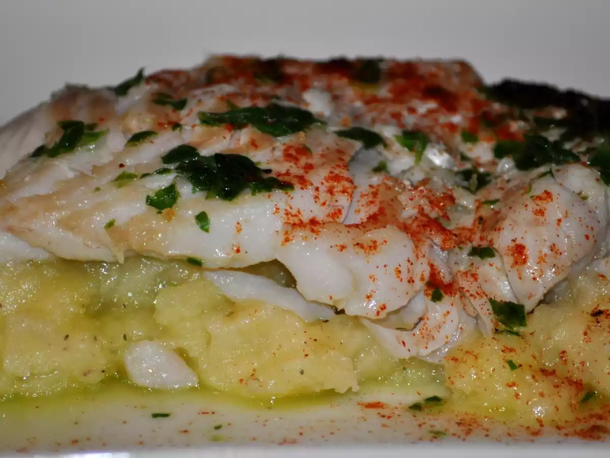 Filet de cabillaud sur son écrasé de pommes de terre